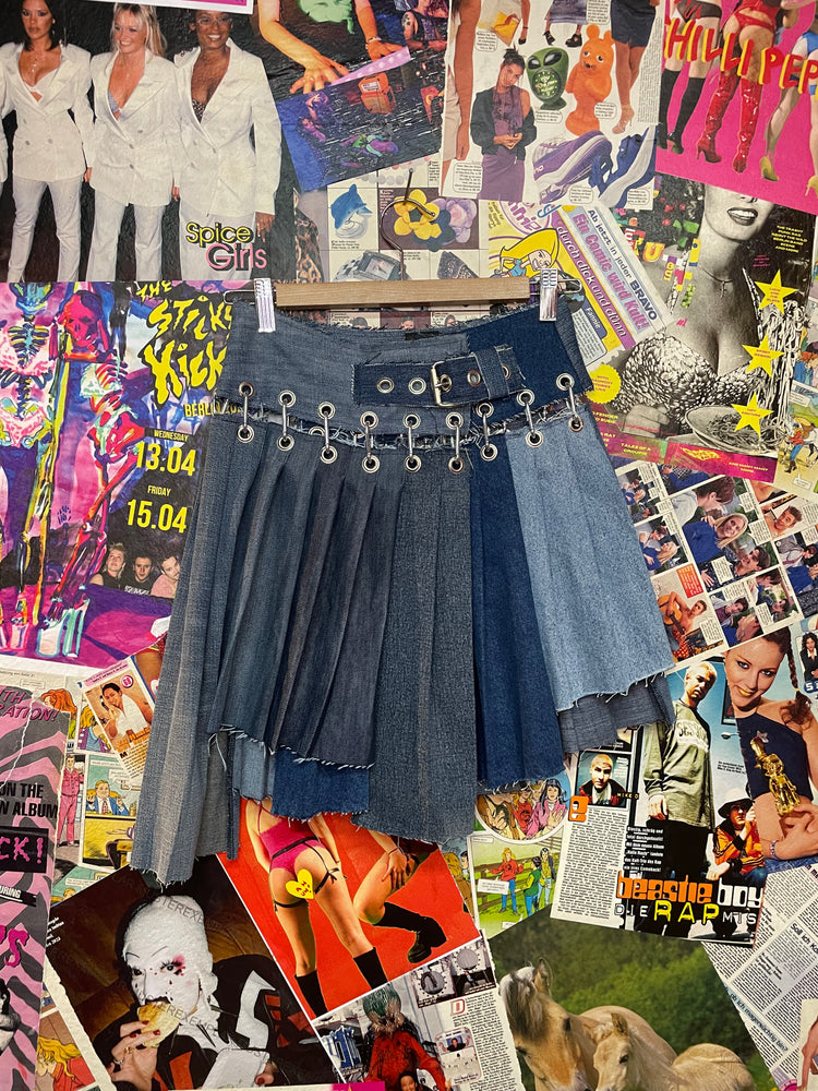 INDYANNA KARABINER JEANS SKIRT SIZE XS