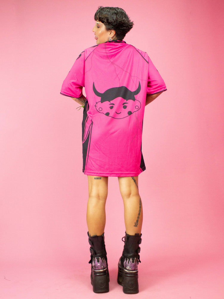 NIKINKY BADDIE T SHIRT PINK