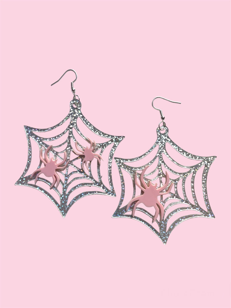 SPIDERWEB EARRINGS BY I`M YOUR PRESENT