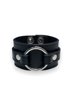 FUNK PLUS O RING CUFF BLACK VEGAN FB399