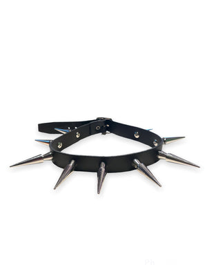 LONG SPIKE CHOKER