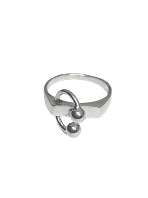 KICK IN THE EYE ZERO HORSESHOE RING