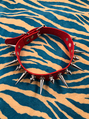 EXIT CHOKER DIFFERENT SPIKES RED